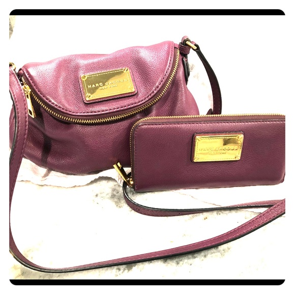 Marc Jacobs Handbags - HOT! Marc Jacobs New York Purse & Wallet Set